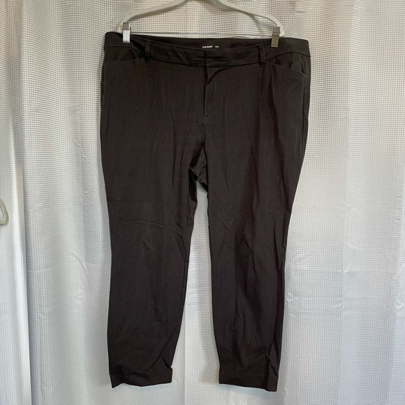 Old Navy Gray Pixie Pants - Picture 1 of 4